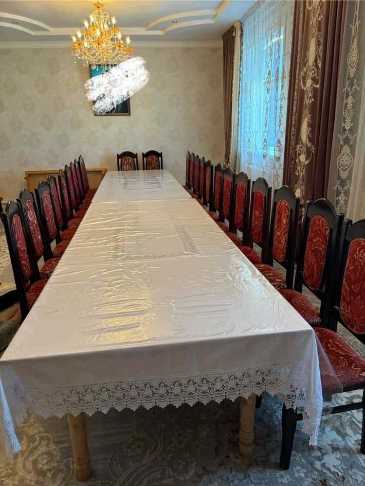 Стол ,стуля для гостиной.