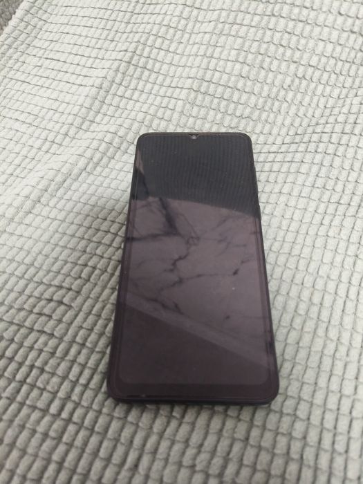 Продается телефон Samsung A05 4/64