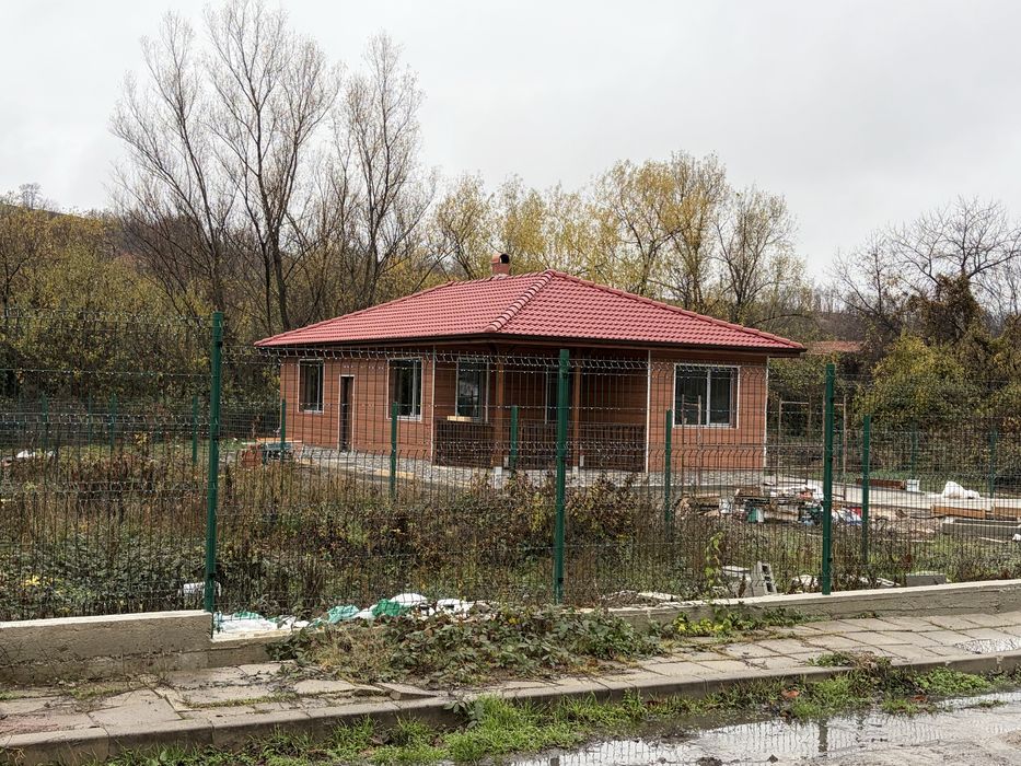 Къща в с Лесидрен.