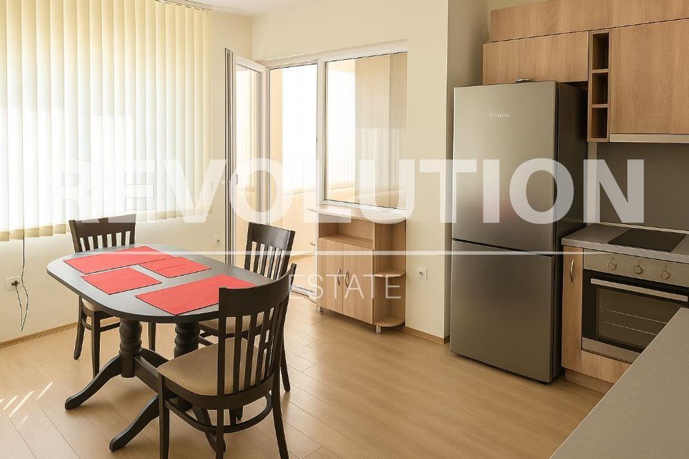 Дава се под наем Двустаен апартамент в Варна, Цветен квартал - 55 кв.м за 375 € - Снимка #1