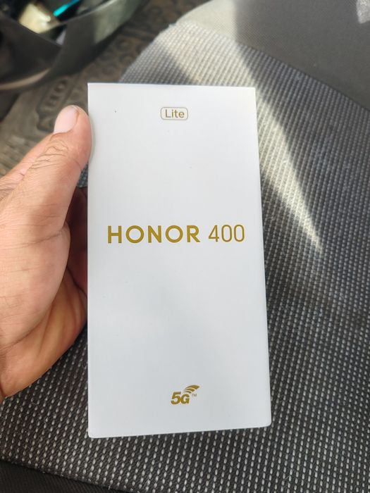 Vând honor 400 lite