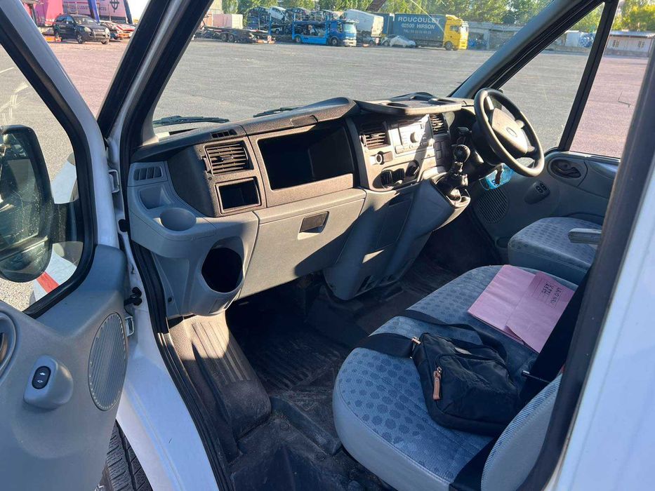 Ford transit T350L RWD