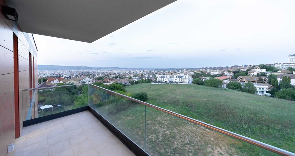 PF dau in chirie apartament de lux 3 cam. in A. Muresanu cu priveliste