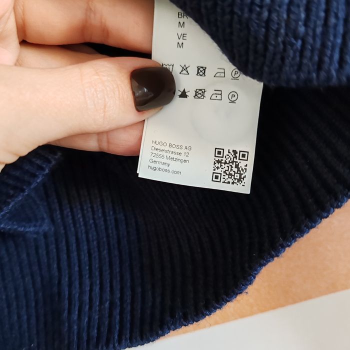 Cardigan de la Hugo Boss mărimea M