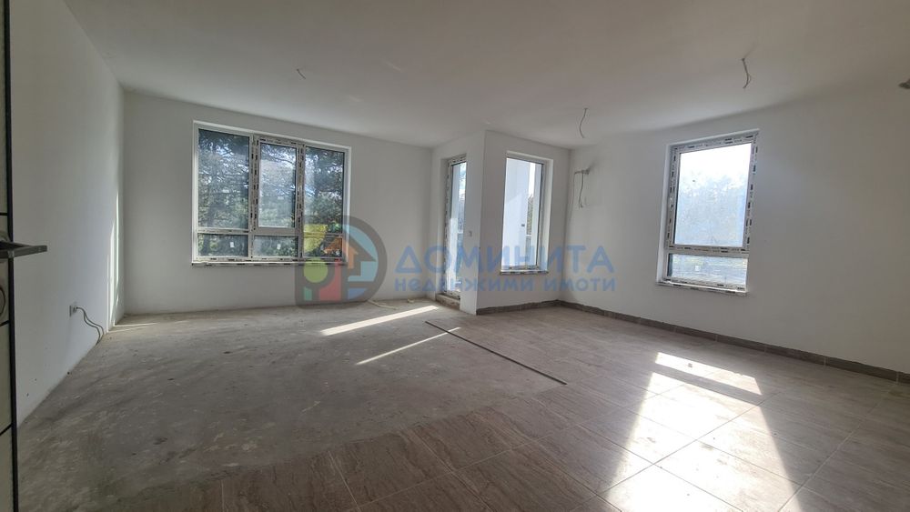 Просторно студио до южен плаж, 53 кв.м., гр. Приморско