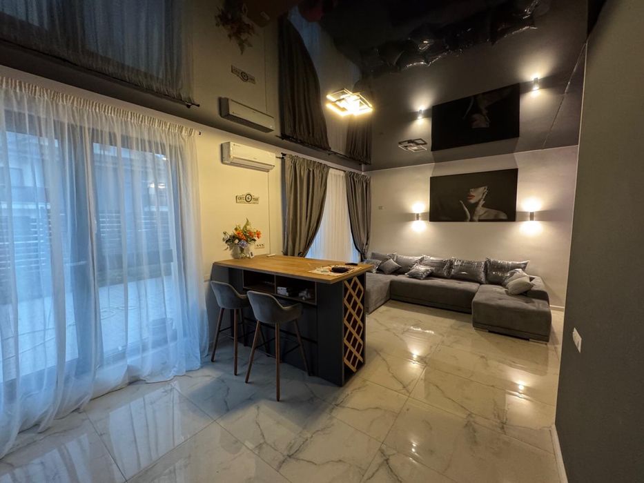 Casa de inchiriat P+1+terasa,Otopeni, strada Putna / Finisaje de lux