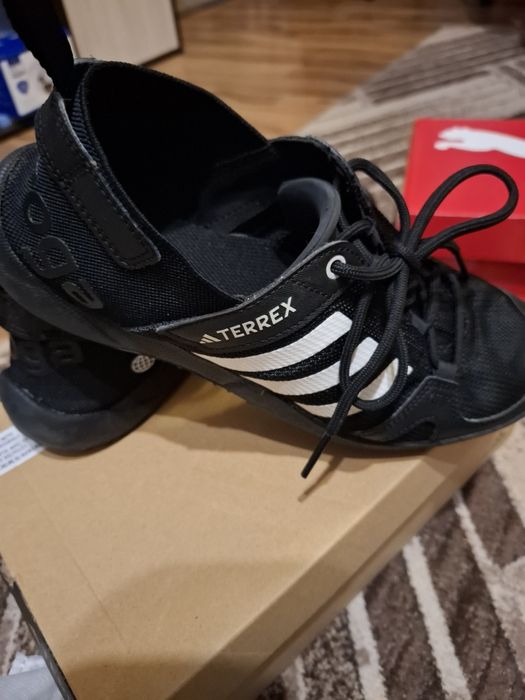 Маратонки Адидас Тиирекс