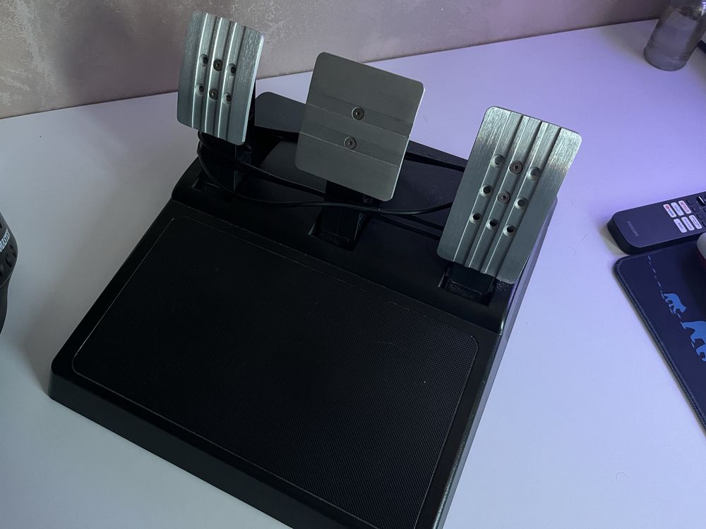 Volan Thrustmaster T300