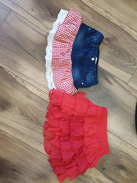 Lot fustițe 104   .