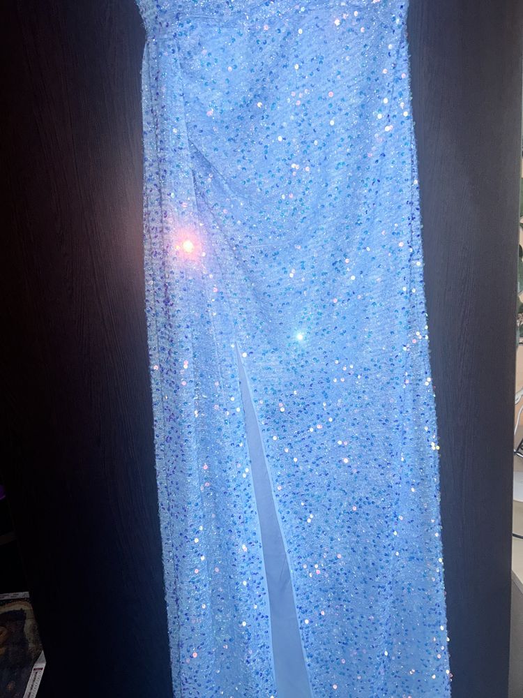 Vând rochie eleganta de seara