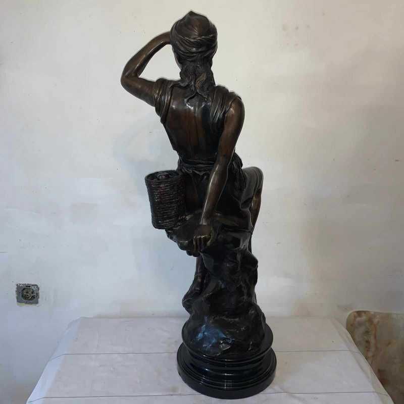 Statuie bronz semnat de H. Francois Moreau