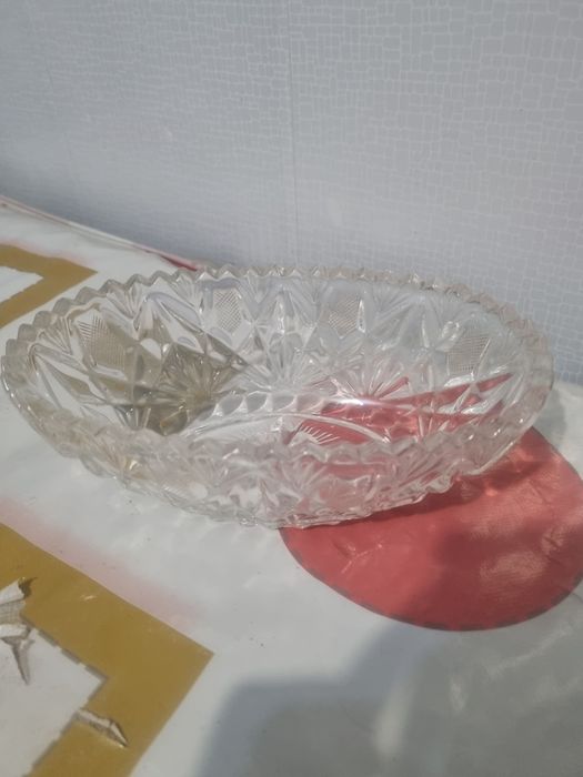 Продам вазу хрустальную