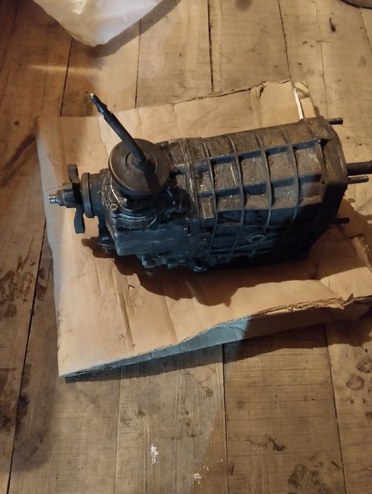 Редуктор коробка раздатка