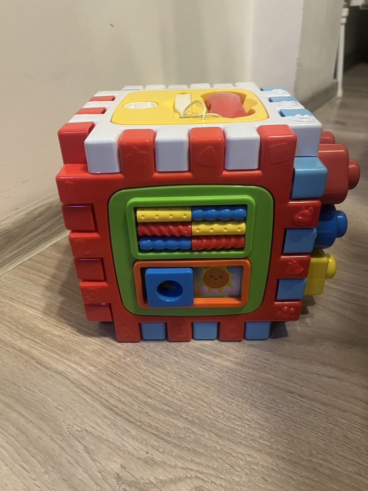 Jucarie Educativa Cub cu Activitati