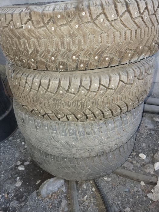 Продам зимние шины