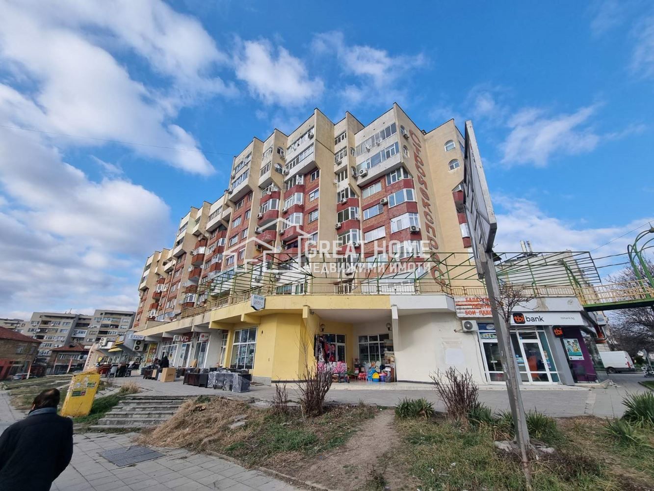 Пазара ! Четиристаен !