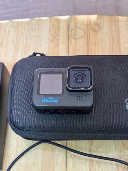 Go Pro Hero 11 cu Max lens