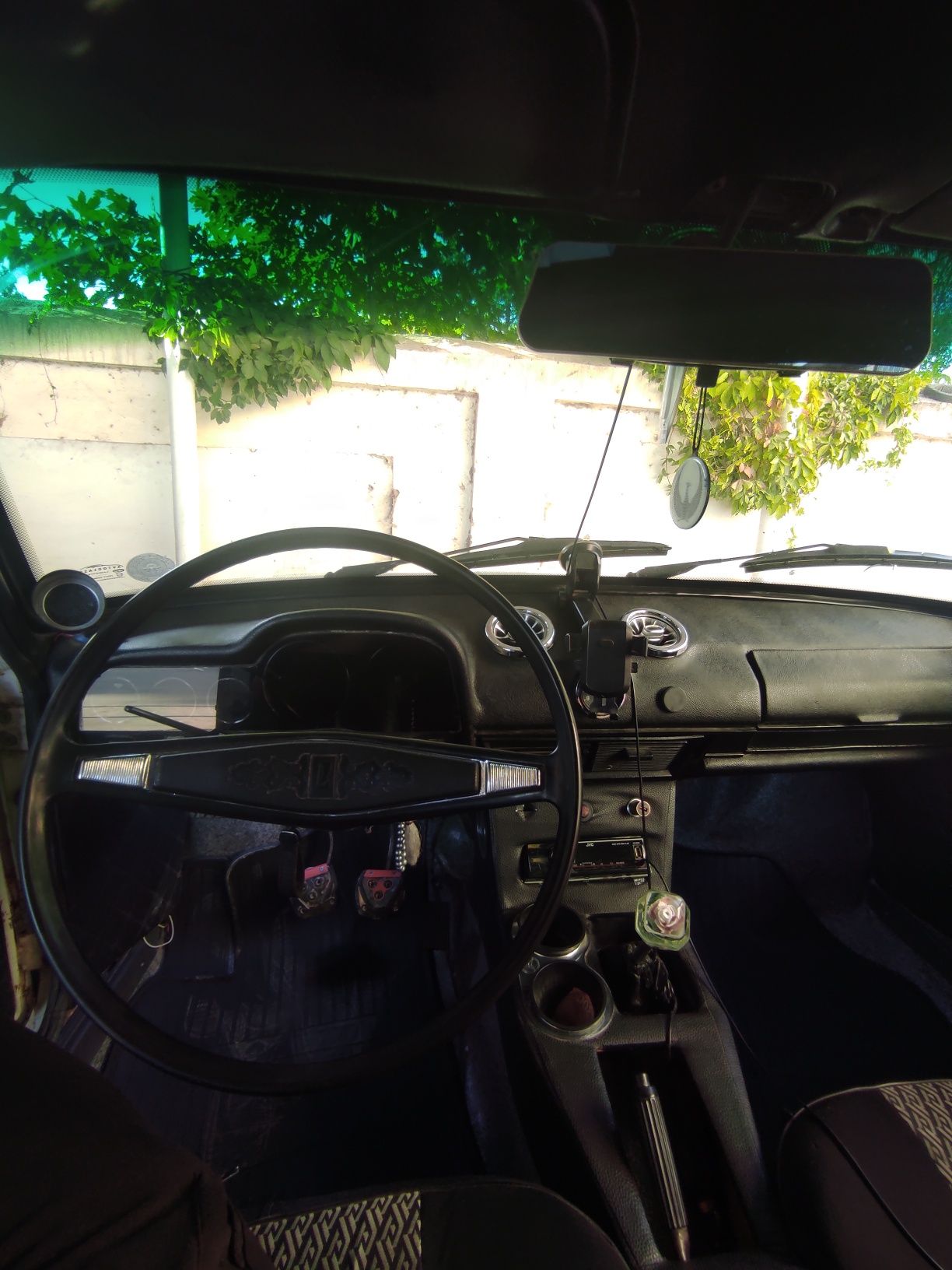 Jiguli-vaz-2106-