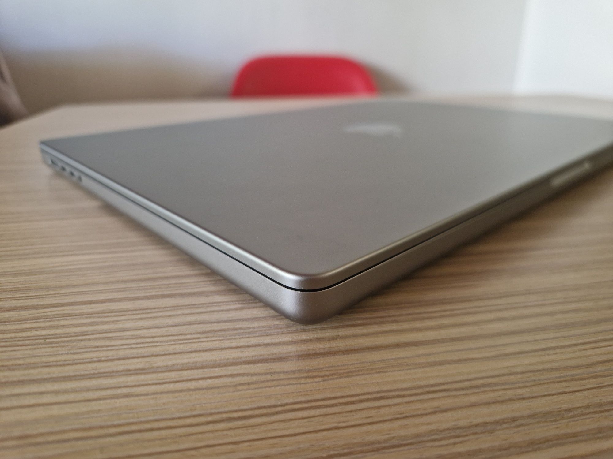 Apple MacBook Pro 16'' 2021 M1 32GB RAM 512 GB Storage