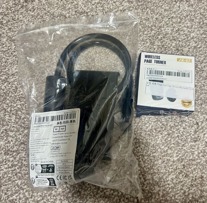 Suport Kindle si inel rasfoire pagini