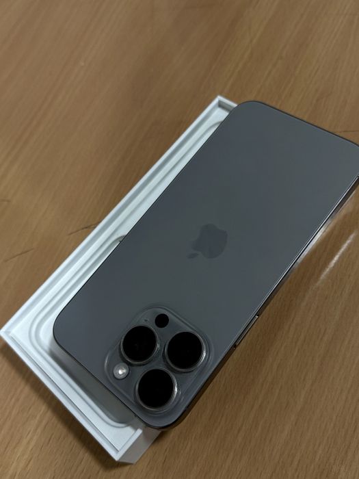 IPhone 15 pro max 256