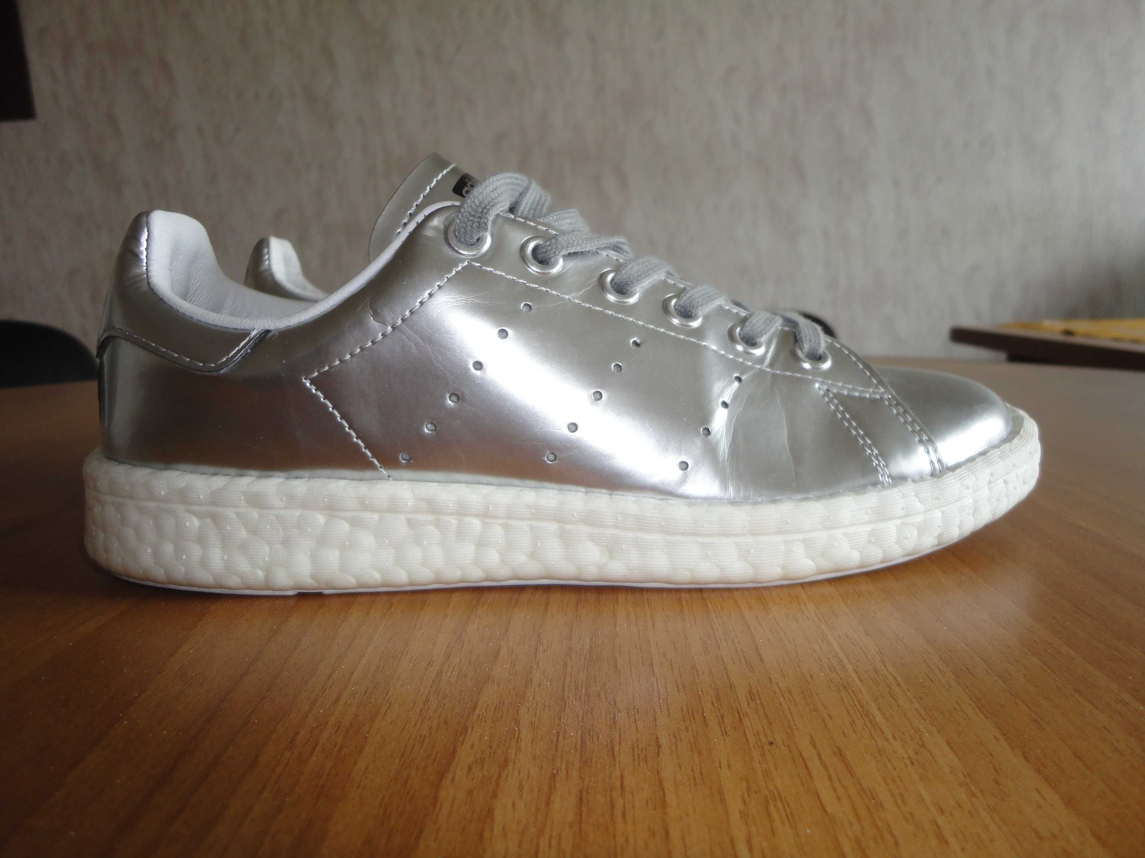 N37 Adidas Stan Smith Boost Silver/дамски обувки