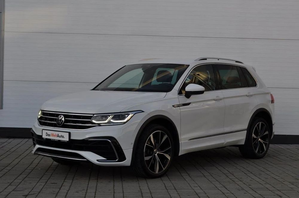Volkswagen Tiguan R-Line int/ext 4x4 LedMatrix VirtualCockpit Camera Jante 20" TVA