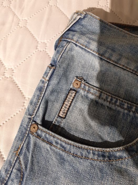 AJ Armani Jeans оригинални дънки в топ състояние