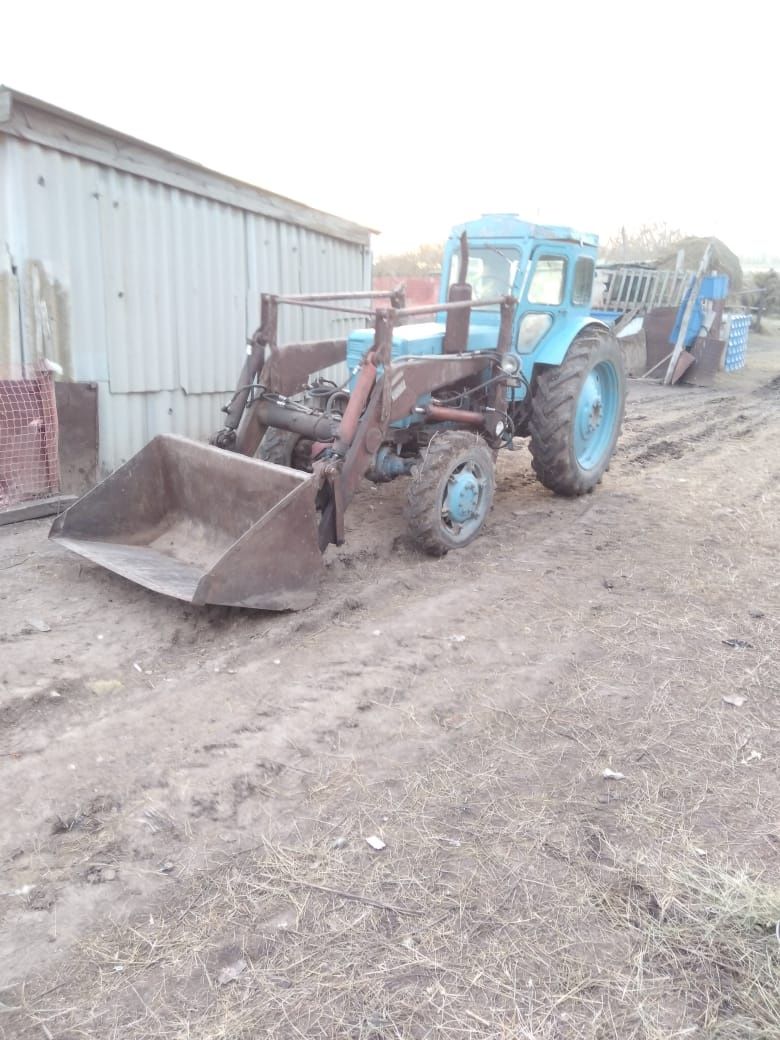 Продам  трактор  и  касилку
