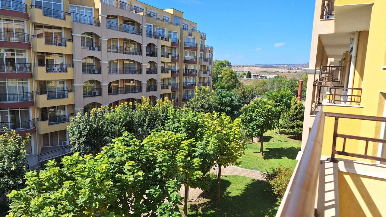 Продава се Двустаен апартамент в Ахелой - 84 кв.м за 887 €/кв.м - Снимка #11
