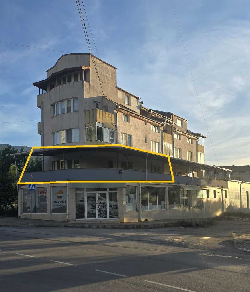 Продава се Тристаен апартамент в Петрич - 83 кв.м за 1326 €/кв.м - Снимка #12