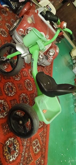 Bolalar velosipedi 6 yoshgacha .