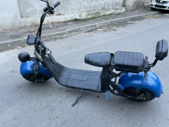 Vând moped electric se dă la schimb