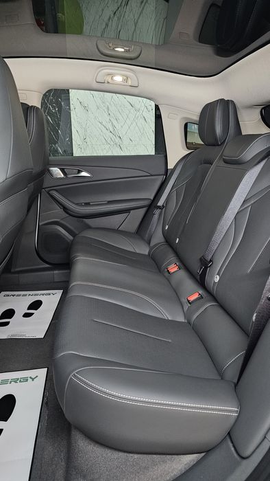 FORTHING S7 REEV

> Yili : 2025
> Elektroquvvatda : 235 km 
> Batareya