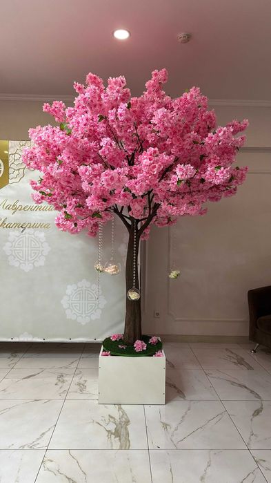 Аренда искусственных деревьев