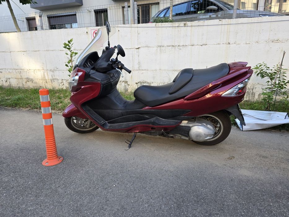Suzuki Burgman 400 k7