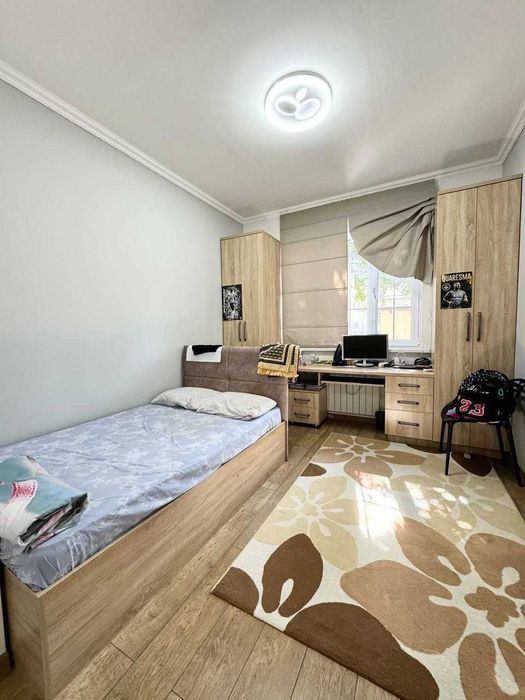 Продается 2х ком высокопотолочка 60кв ул.Навои ТЮЗ