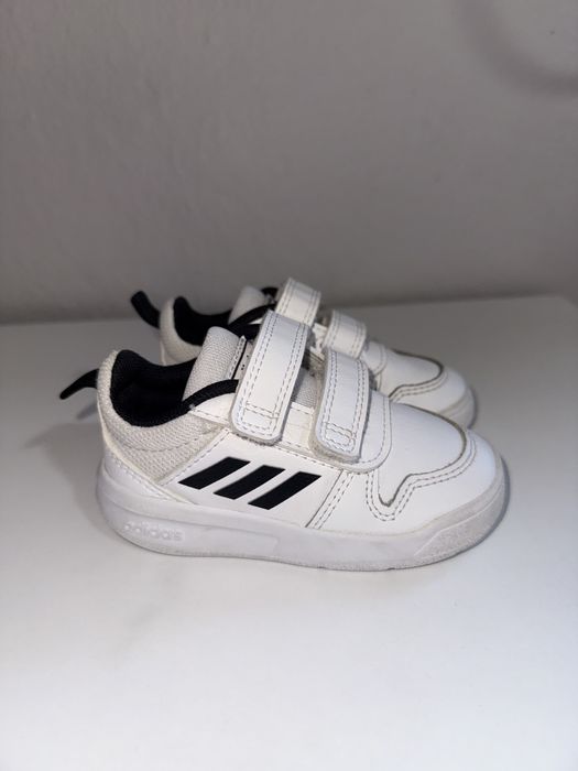 Бебешки маратонки