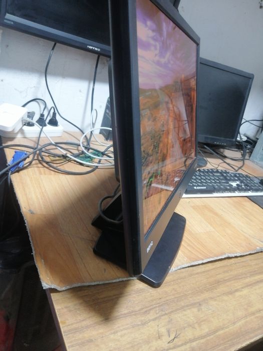 Срочно продаются монитор