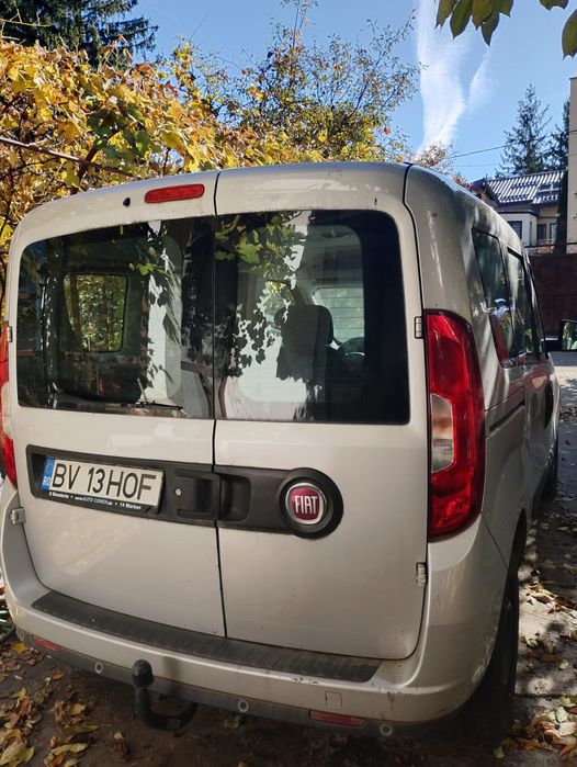 Vând Fiat Doblo de persoane