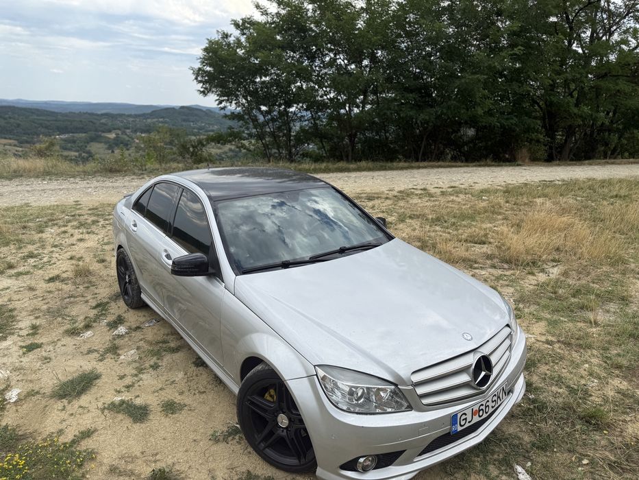 Mercedes c 220 170 cp AMG
