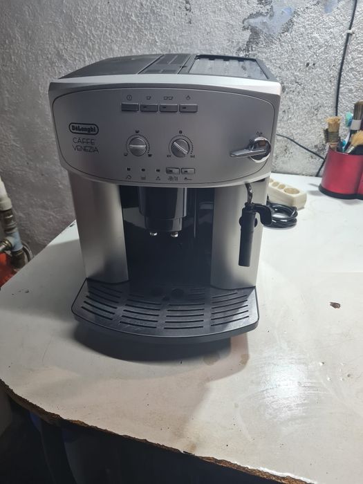 Vând aparate de cafea cu garanție ieftine