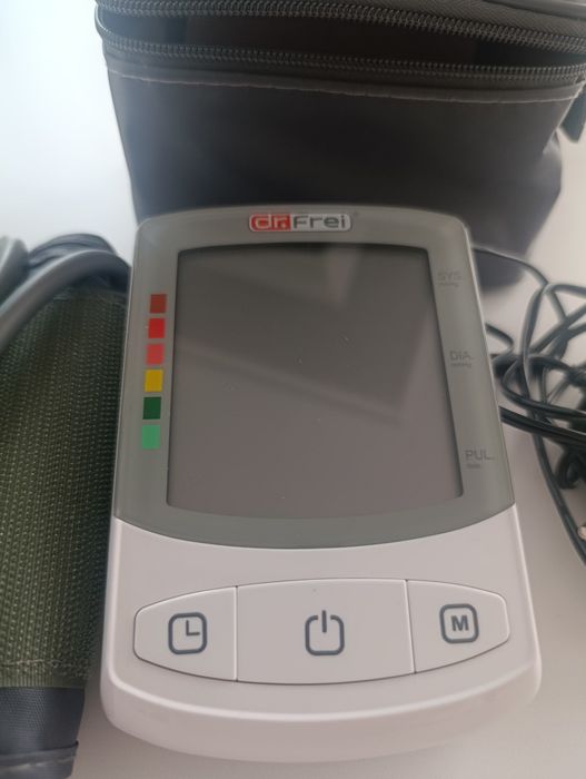 Dr. Frei M-200A автоматичен електронен апарат за кръвно налягане