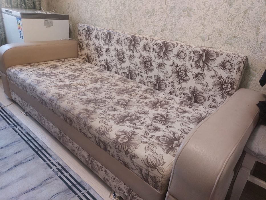 Диван в отличном состоянии