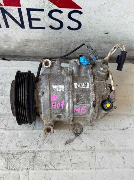Compresor clima Mercedes Sprinter w 907 cod piesa 447250-1670