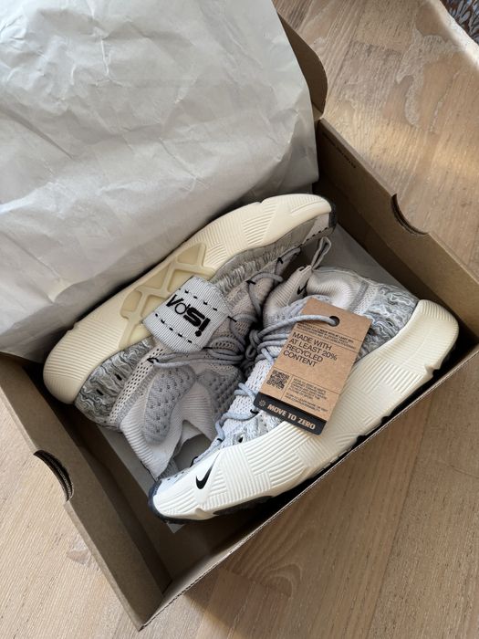 Ispa sense flyknit 001 phantom/black - coconut milk