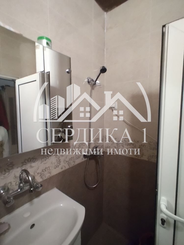 Продава се Двустаен апартамент в Благоевград, Еленово 1 - 63 кв.м за 951 €/кв.м - Снимка #9