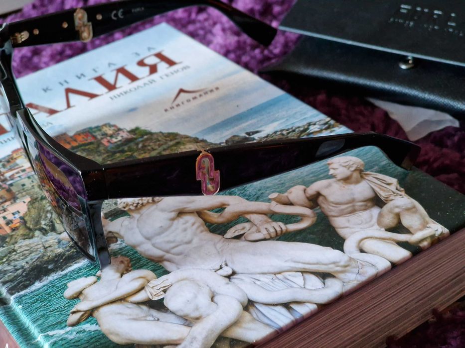 Нови слънчеви очила Furla