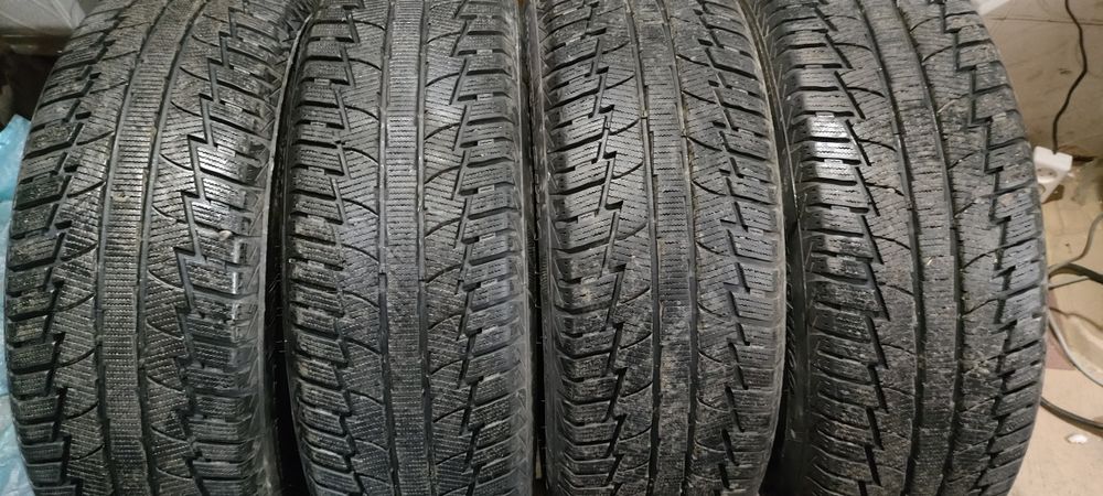 Шины автомобильные R18