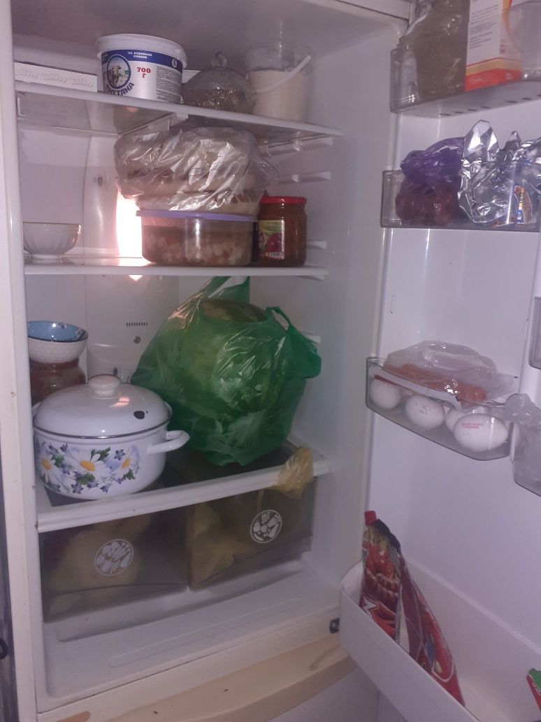 Продам холодильник